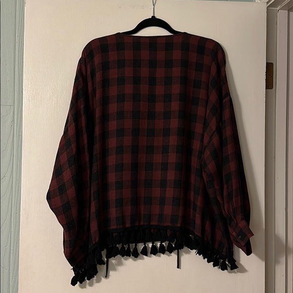 Top - Picture 2 of 2